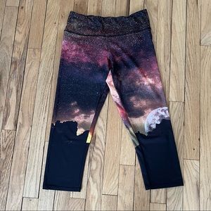 Onzie Crop Leggings